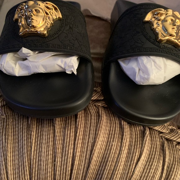 DESIGNER SHOES - Picture 9 of 14